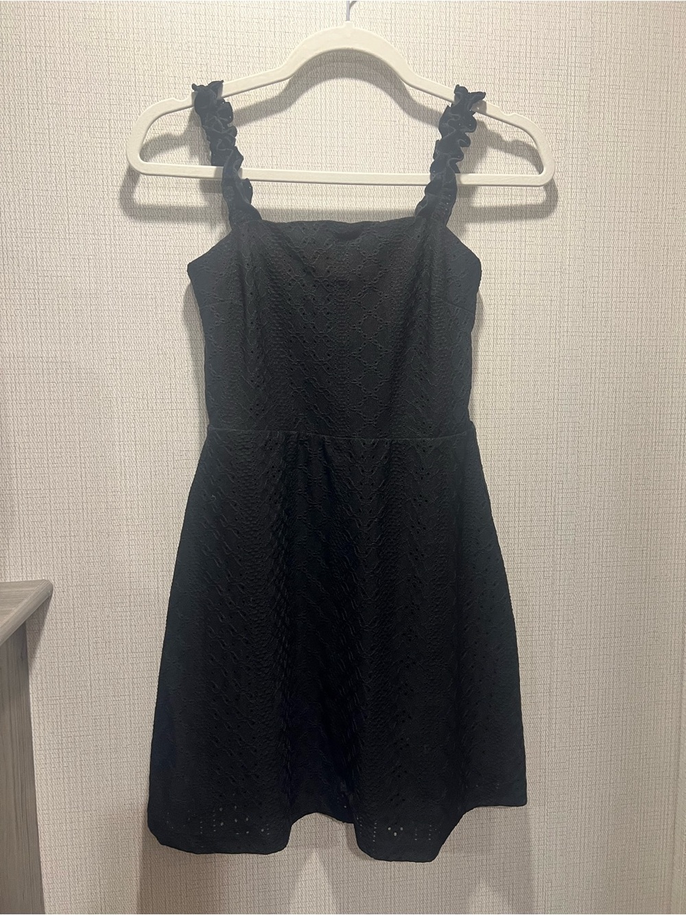 Love Tree Black Eyelet Ruffle Strap Mini Dress Medium